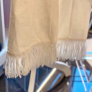 Zara side zip white crepe trouser